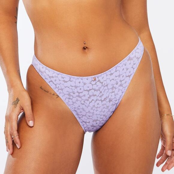 Savage X Fenty Women's Leopard Lace High Leg Bikini Underwear Purple Size 1X - Picture 1 of 6